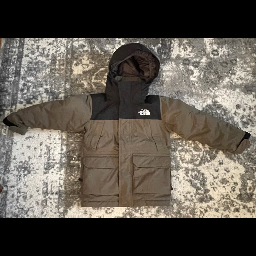 North face Mcmurdo Parka youth size 6.